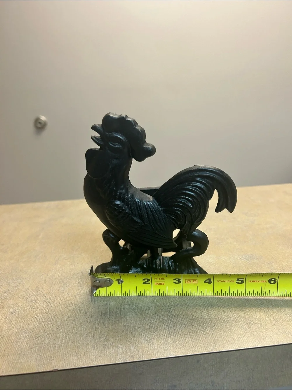 Vintage Cast Iron Rooster Chicken Napkin Holder Black